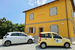 A Santarcangelo il welfare si fa casa: l’ex Casello ferroviario accoglie persone senza dimora e costruisce percorsi di autonomia e inclusione